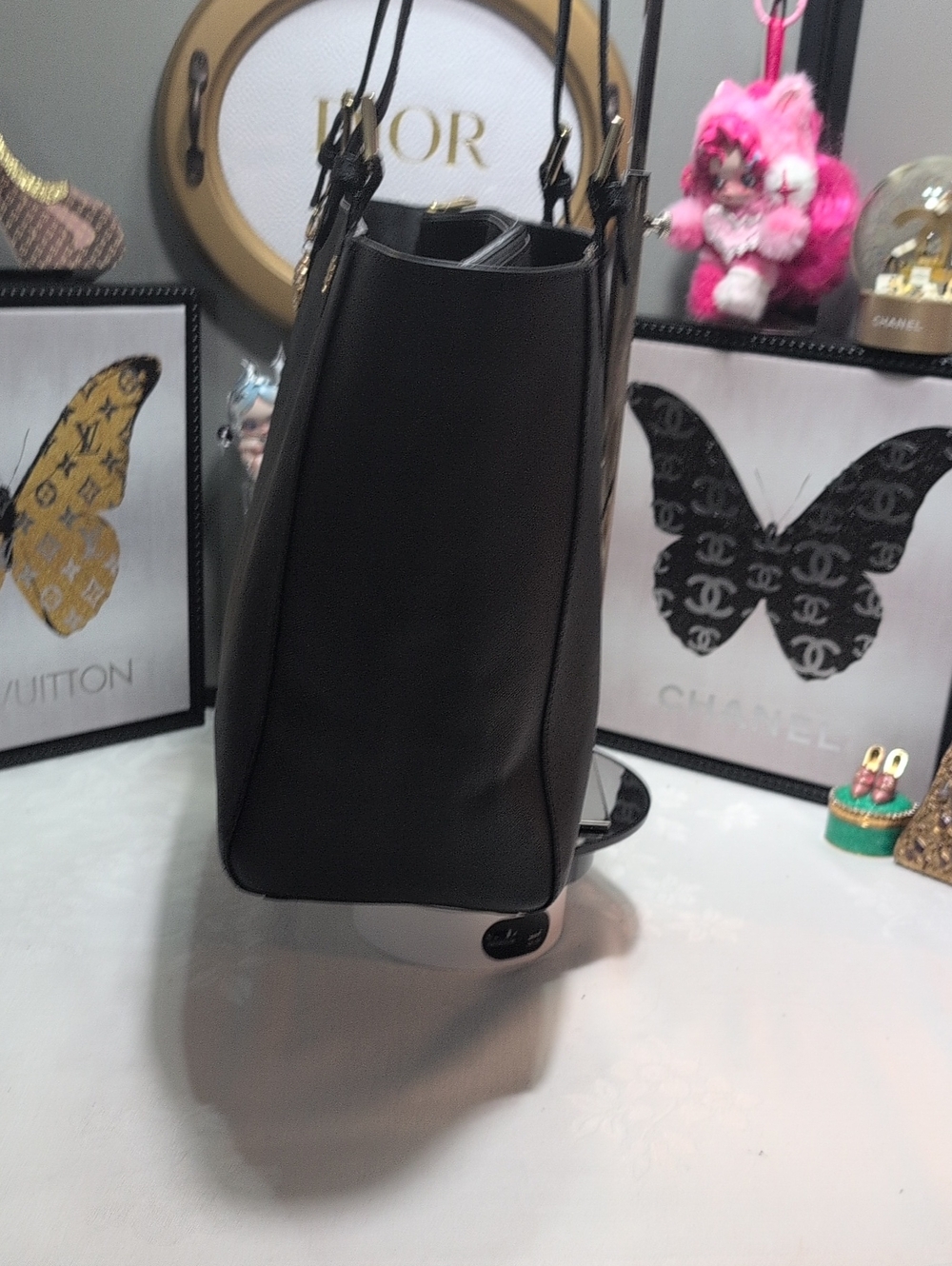 Tory Burch York large Buckle Tote Bag with Black saffiano leather and gold ๐ฅ๐ฅ - Picture 7 of 16